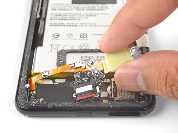 Google Pixel 3 Charging Assembly Replacement: step 30, image 2 of 3