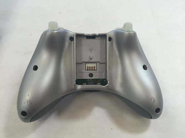 Xbox 360 Controller Shell & Thumbstick Replacement, Reassembly: step 12, image 2 of 2