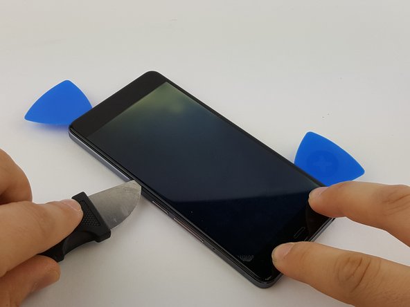 OnePlus X Screen Replacement, Removing the screen: crwdns2935265:09crwdnd2935265:03crwdnd2935265:03crwdne2935265:0