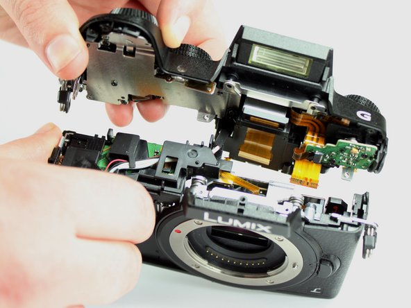 Panasonic Lumix DMC-G7 Flash Capacitor/Fuse Replacement: crwdns2935265:016crwdnd2935265:03crwdnd2935265:03crwdne2935265:0