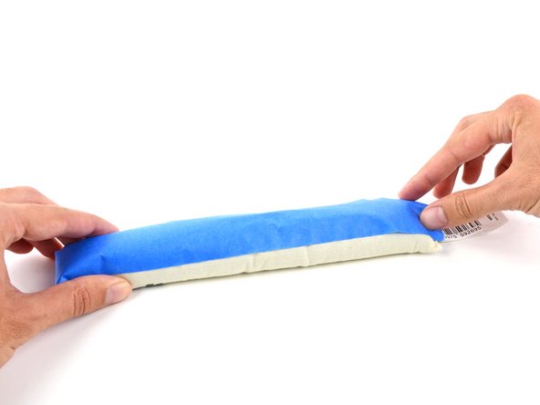 Removing a Cracked Front Panel: crwdns2935265:08crwdnd2935265:02crwdnd2935265:03crwdne2935265:0