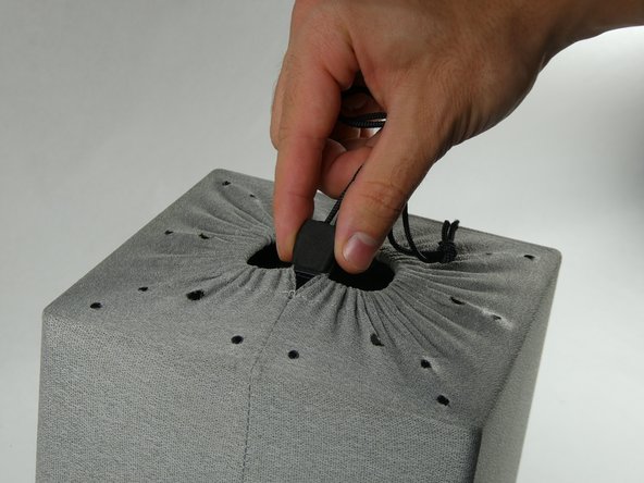 Definitive Technology W7 Access Panel Replacement: crwdns2935265:03crwdnd2935265:02crwdnd2935265:03crwdne2935265:0