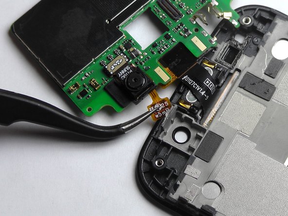 ZTE Awe Screen Replacement, Remove the remaining ribbons: crwdns2935265:012crwdnd2935265:02crwdnd2935265:03crwdne2935265:0