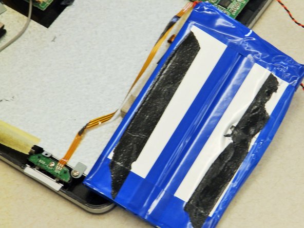 Coby Kyros MID7024  Front Frame Replacement: crwdns2935265:05crwdnd2935265:03crwdnd2935265:03crwdne2935265:0