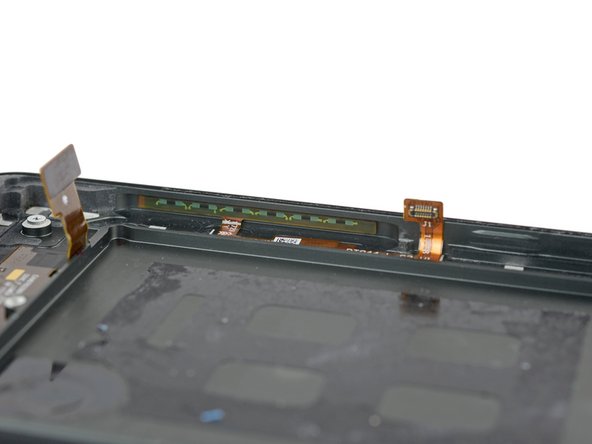 Google Pixel 2 XL Teardown: crwdns2935265:013crwdnd2935265:03crwdnd2935265:03crwdne2935265:0