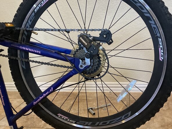 Ozone 500 Mountian Bike Rear Tire Tube Replacement: crwdns2935265:012crwdnd2935265:02crwdnd2935265:02crwdne2935265:0