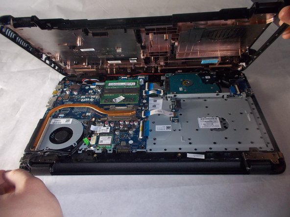 HP 15-BA078DX Back Panel Replacement: crwdns2935265:06crwdnd2935265:02crwdnd2935265:03crwdne2935265:0