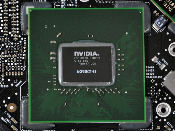 MacBook Pro 17" Unibody Teardown: crwdns2935265:020crwdnd2935265:02crwdnd2935265:03crwdne2935265:0