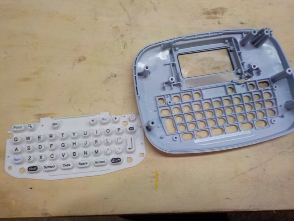 Brother P-Touch PT-M95 Teardown, Removing the main logic board: crwdns2935265:07crwdnd2935265:03crwdnd2935265:03crwdne2935265:0