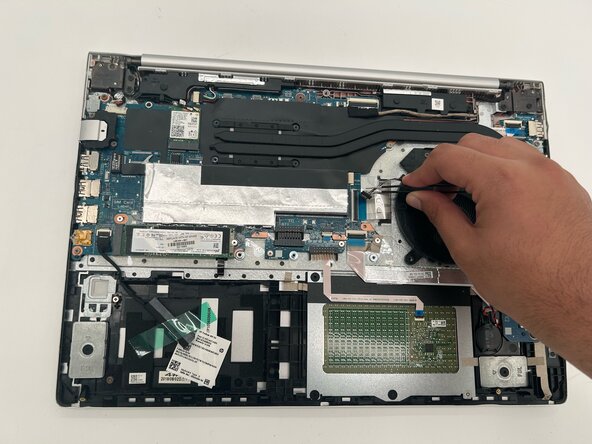 HP ProBook 450 G6 Fan Replacement, Fan: step 5, image 3 of 3
