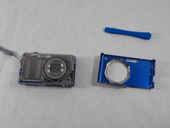 Panasonic Lumix DMC-FH25 Front Case Replacement: crwdns2935265:03crwdnd2935265:02crwdnd2935265:02crwdne2935265:0