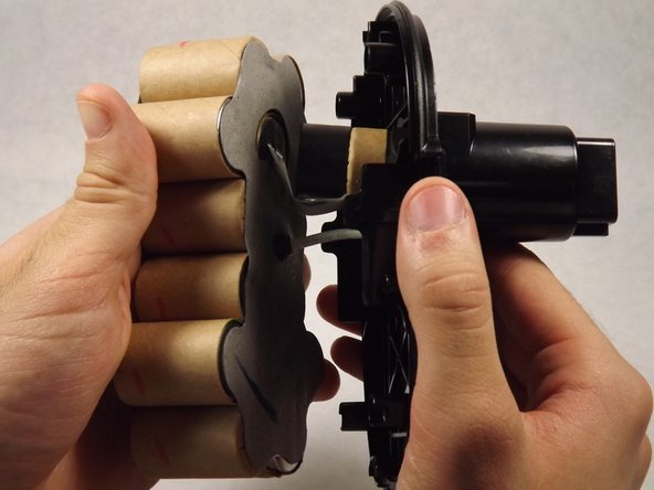 DeWalt DC970 Battery Cells Replacement: crwdns2935265:05crwdnd2935265:03crwdnd2935265:03crwdne2935265:0