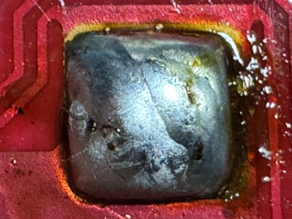 Oral-B Vitality Battery Replacement, Remove toothbrush head and inspect board, battery, and motor: crwdns2935265:02crwdnd2935265:03crwdnd2935265:03crwdne2935265:0