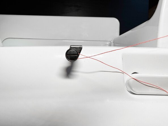 Expedition Sewing Awl, Winding a bobbin: crwdns2935265:07crwdnd2935265:02crwdnd2935265:03crwdne2935265:0