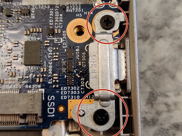 Dell Latitude 3310 Teardown, Motherboard Part 3: crwdns2935265:010crwdnd2935265:03crwdnd2935265:03crwdne2935265:0