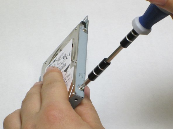 HP Pavilion dv7-1285dx Hard Drive Replacement: crwdns2935265:06crwdnd2935265:02crwdnd2935265:02crwdne2935265:0