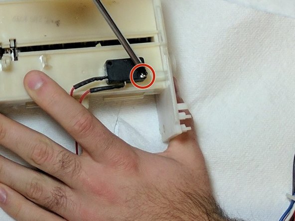 Fellowes T7CM Trigger Sensor Replacement, Trigger Sensor: crwdns2935265:09crwdnd2935265:02crwdnd2935265:02crwdne2935265:0