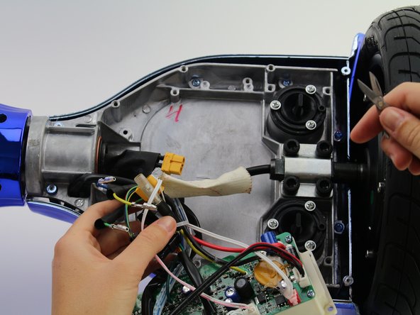 Hover-1 Titan Wheel and Motor Replacement: crwdns2935265:013crwdnd2935265:02crwdnd2935265:02crwdne2935265:0