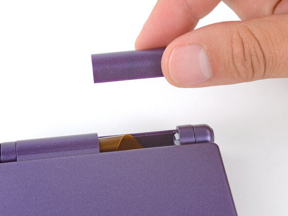 How to Reshell Your Game Boy Advance SP, Put the hinge cover into place: crwdns2935265:048crwdnd2935265:02crwdnd2935265:03crwdne2935265:0