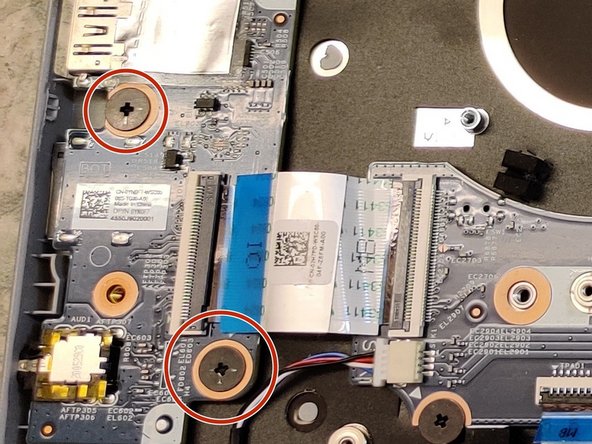 Dell Latitude 3310 Teardown, Motherboard Part 4: crwdns2935265:011crwdnd2935265:02crwdnd2935265:03crwdne2935265:0