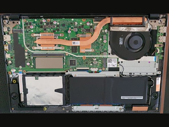 How toInstall a PCIe PCIe NVMe Gen3 module, Remove back cover: crwdns2935265:03crwdnd2935265:03crwdnd2935265:03crwdne2935265:0