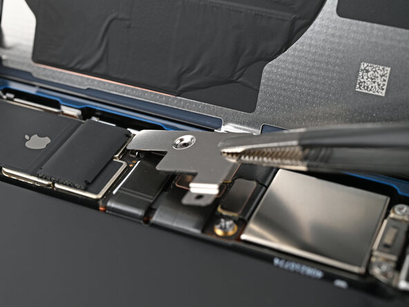 iPhone 16e Battery Replacement