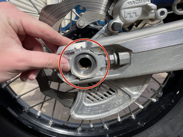 Husqvarna FE 350 Rear Sprocket Replacement: crwdns2935265:03crwdnd2935265:03crwdnd2935265:03crwdne2935265:0