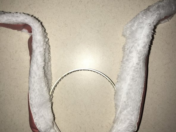 How to Fix Your Cosplay Rabbit Ears: crwdns2935265:09crwdnd2935265:02crwdnd2935265:03crwdne2935265:0