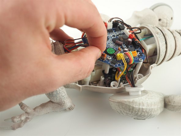 Zoomer Jurassic World Indominus Rex Motherboard Replacement, Motherboard: crwdns2935265:04crwdnd2935265:02crwdnd2935265:02crwdne2935265:0