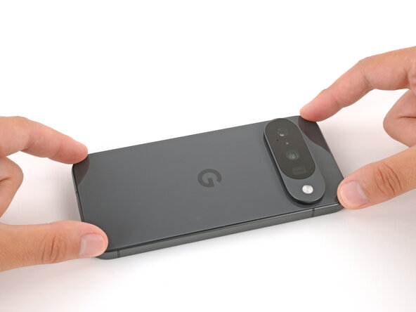 Google Pixel 10 Vibration Motor Replacement, Install the back glass: 53 단계, 이미지 3개 중 2개