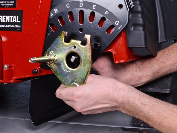 Toro Walk Behind Mowers 21199HD 2018 Rear Axle Replacement, Install the new axle over the driveline: crwdns2935265:023crwdnd2935265:02crwdnd2935265:02crwdne2935265:0