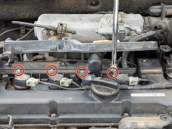 2006 Kia Rio Engine Valve Cover Gasket Replacement: crwdns2935265:013crwdnd2935265:02crwdnd2935265:03crwdne2935265:0