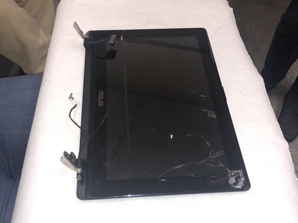 Asus X200MA Screen Replacement: crwdns2935265:010crwdnd2935265:02crwdnd2935265:02crwdne2935265:0