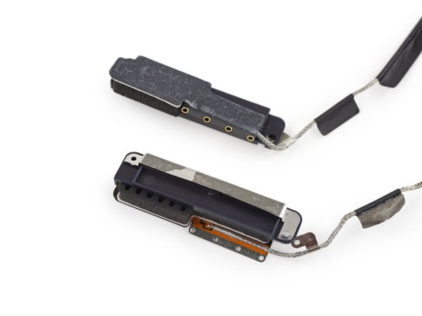 iPad Pro 12.9" Teardown: crwdns2935265:014crwdnd2935265:03crwdnd2935265:03crwdne2935265:0