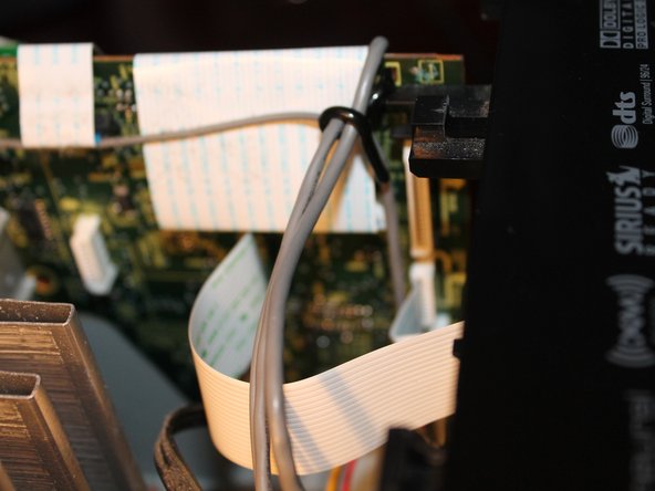 Volume Control Potentiometer Cleaning, iPod Direct only - Disconnect the front panel flex cables: crwdns2935265:08crwdnd2935265:03crwdnd2935265:03crwdne2935265:0