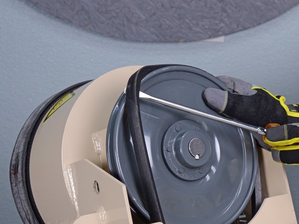 EDCO Disk Grinder 50200-HD Sheave Replacement: crwdns2935265:08crwdnd2935265:02crwdnd2935265:02crwdne2935265:0