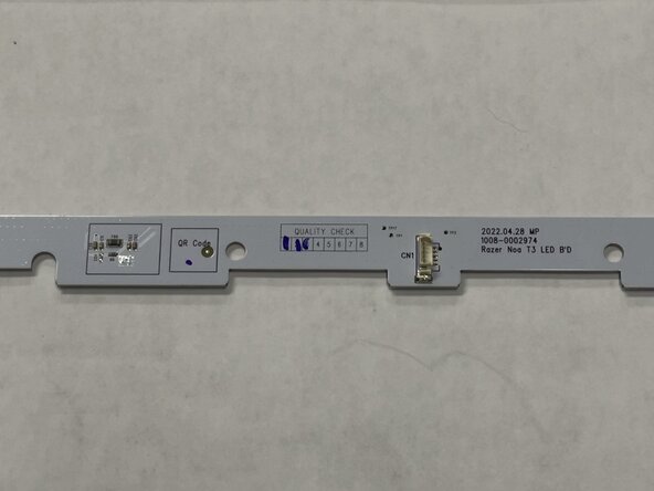 Razer Leviathan V2 X Disassembly Guide, RGB Light Bar Detail: crwdns2935265:013crwdnd2935265:01crwdnd2935265:03crwdne2935265:0