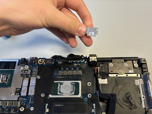 Dell Precision 7560 Touchpad Replacement: 步骤 8 中的图像 2，3