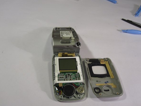 LG VX4400 Screen Replacement: crwdns2935265:04crwdnd2935265:02crwdnd2935265:02crwdne2935265:0