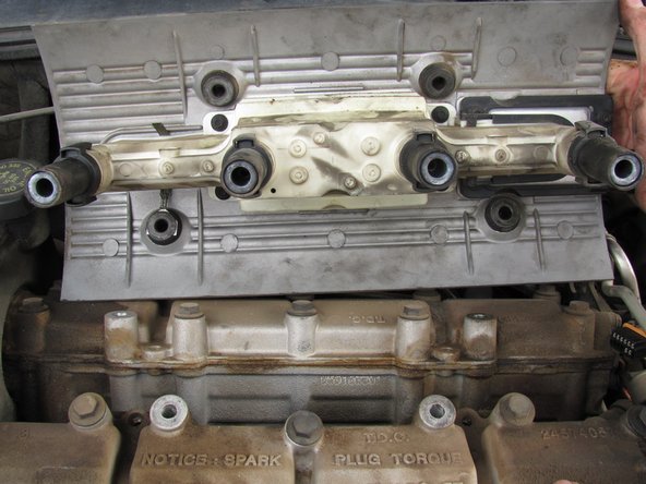 1997-2003 Chevrolet Malibu Spark Plugs Replacement: crwdns2935265:03crwdnd2935265:02crwdnd2935265:02crwdne2935265:0