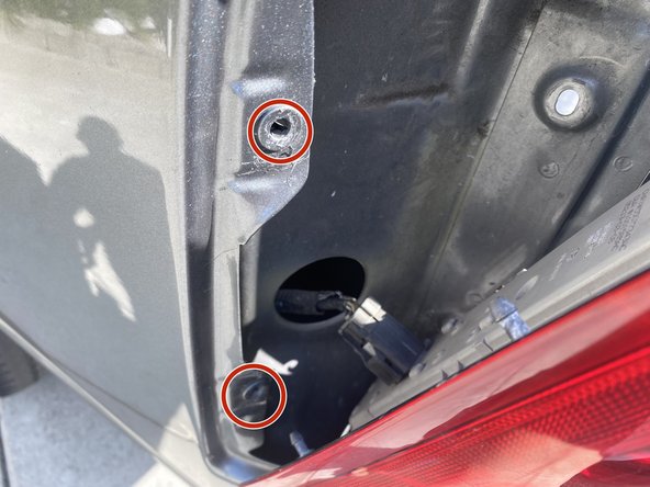 2006 Dodge RAM Turn Signal Bulb Replacement: crwdns2935265:06crwdnd2935265:02crwdnd2935265:03crwdne2935265:0