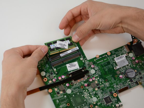 HP Pavilion Sleekbook 15-b142dx RAM Replacement: crwdns2935265:06crwdnd2935265:02crwdnd2935265:03crwdne2935265:0