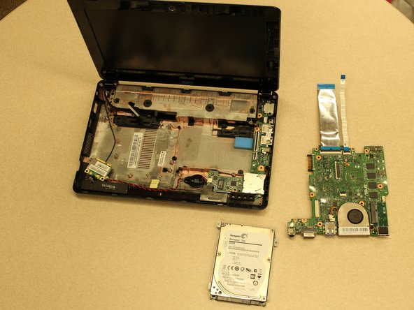 Asus 1015E-DS03 Motherboard Replacement: crwdns2935265:012crwdnd2935265:02crwdnd2935265:02crwdne2935265:0