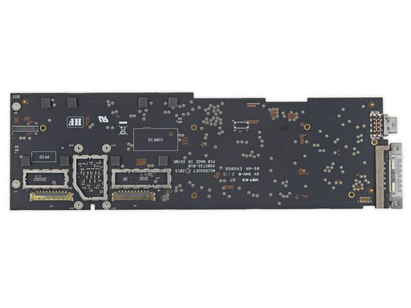 Microsoft Surface Book Teardown: crwdns2935265:030crwdnd2935265:02crwdnd2935265:02crwdne2935265:0