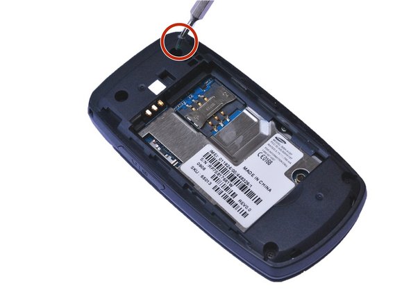 Samsung SGH-A137 Keypad Replacement, Motherboard: crwdns2935265:03crwdnd2935265:03crwdnd2935265:03crwdne2935265:0