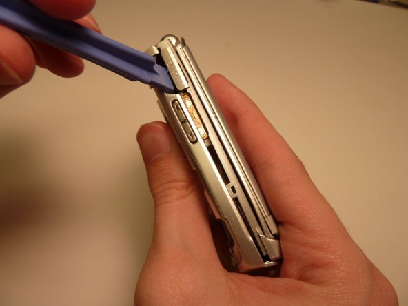 Samsung SGH-T639 Volumn Button Replacement: crwdns2935265:05crwdnd2935265:03crwdnd2935265:03crwdne2935265:0