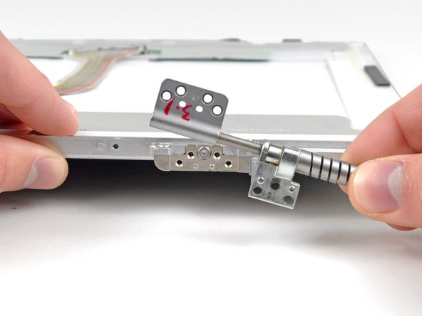 MacBook Pro 17" Models A1151 A1212 A1229 and A1261 Left Clutch Hinge Replacement, Left Clutch Hinge: crwdns2935265:037crwdnd2935265:02crwdnd2935265:02crwdne2935265:0