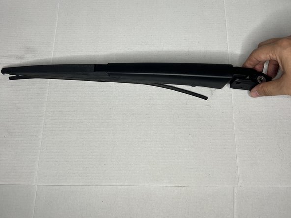 2010 Toyota Matrix Rear Windshield Wiper Replacement: crwdns2935265:02crwdnd2935265:03crwdnd2935265:03crwdne2935265:0