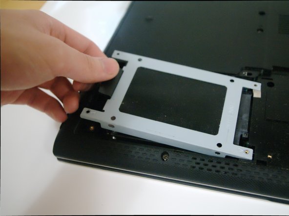 Asus U56E Laptop Screen Replacement: crwdns2935265:04crwdnd2935265:02crwdnd2935265:02crwdne2935265:0