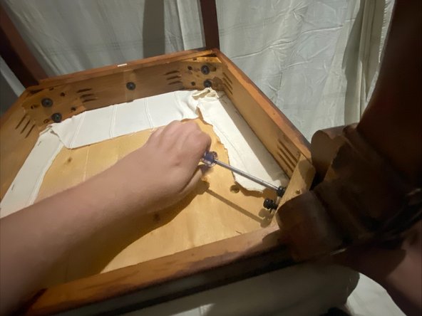 Dinning Chair Seat Cushion and Upholstery Replacement: crwdns2935265:05crwdnd2935265:02crwdnd2935265:02crwdne2935265:0